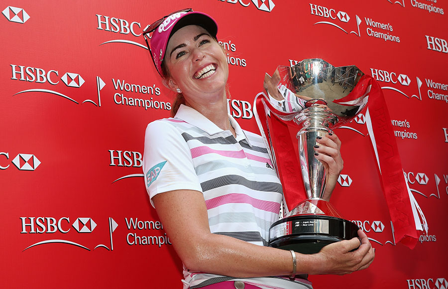 ���Ů�ӹھ�������